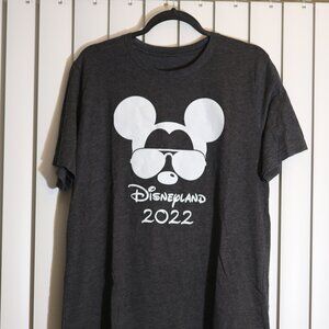 Disneyland 2022 Shirt - Mickey Mouse Ray Ban Aviators - Size L - Charcoal Grey